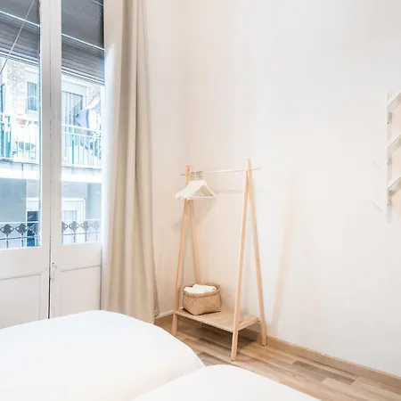 Oasis With A Sunny Terrace In The Heart Of Gracia * バルセロナ