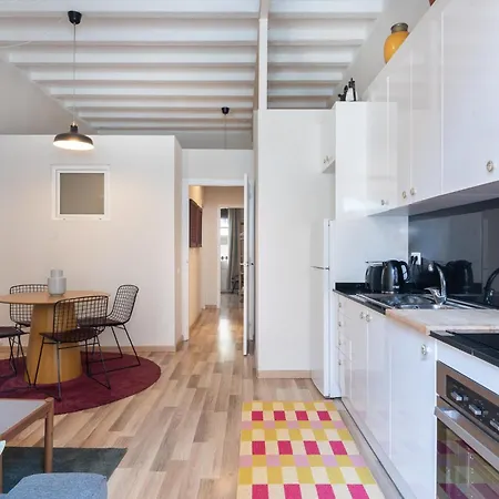 Appartement Oasis With A Terrace In The Heart Of Gracia, *