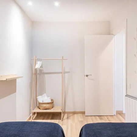 Oasis With A Terrace In The Heart Of Gracia,