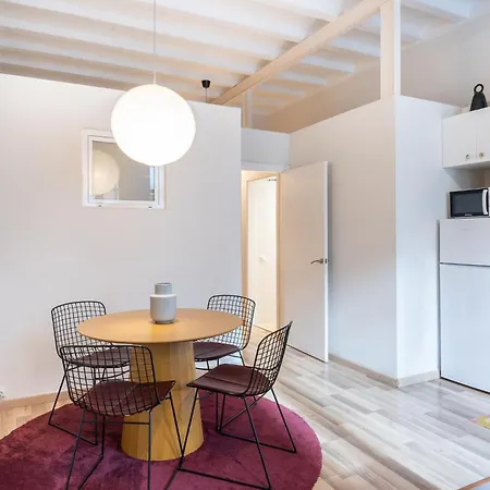 Appartement Oasis With A Terrace In The Heart Of Gracia,